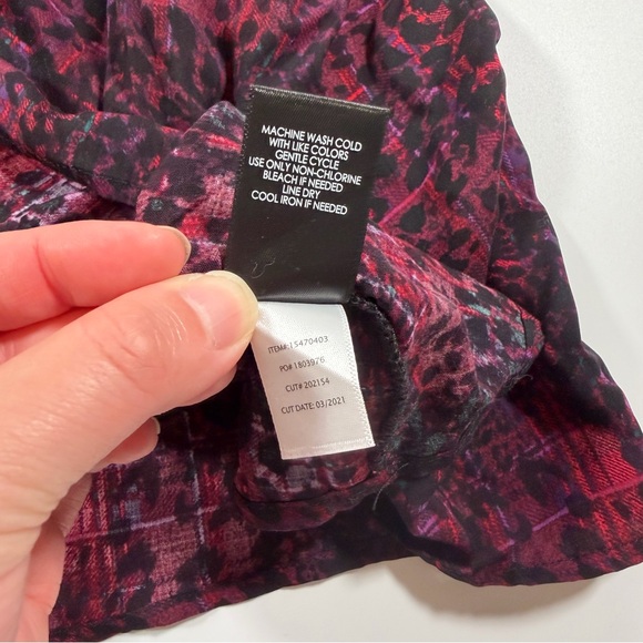 Torrid Women’s Red and Purple Leopard Print Sleeveless Blouse NWT Size 4X - Picture 10 of 12